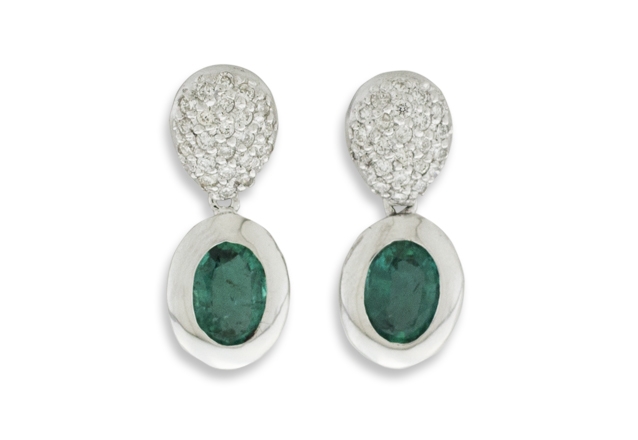 Pendiente OB Pavé con Esmeralda Oval